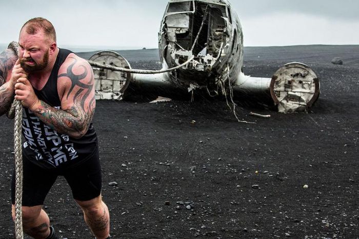 Watch The Mountain Drag Planes and Break Records