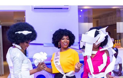 Gifty Muwunya and friends