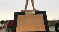 Statue of Major Mahama3