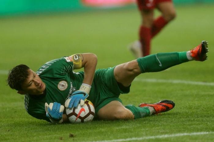 Beijing Renhe's first-choice goalkeeper Zhang Lie was not among the three stoppers who played against Guangzhou Evergrande