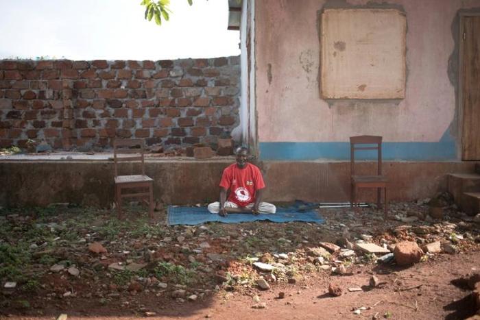 Residents like Muhammad Abdullahye, also known as 'Baba Kete' ('Little Daddy'), have returned to ruined homes