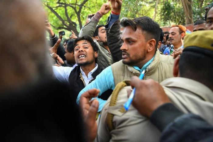 A mob beat up a man they accused of shouting pro-Pakistan slogans after last week's deadly Kashmir attack. On Friday India's Supreme Court ordered bolstered security for Kashmiris who have faced a backlash