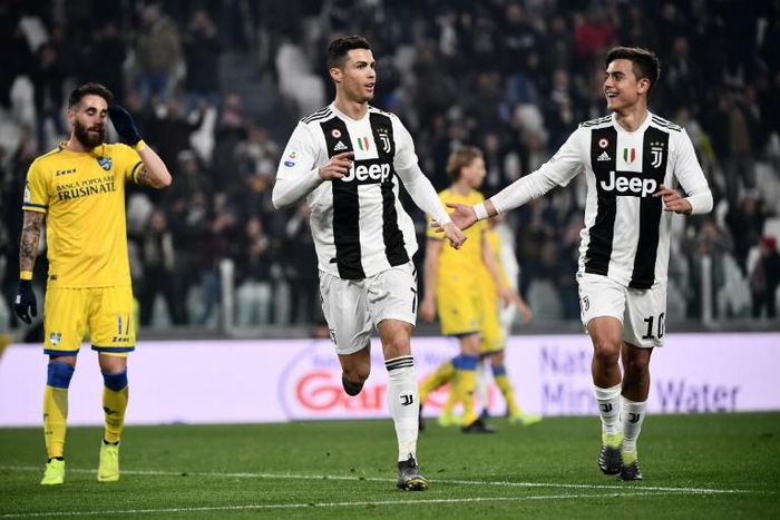 Cristiano Ronaldo and Paulo Dybala both scored for Juventus against Frosinone