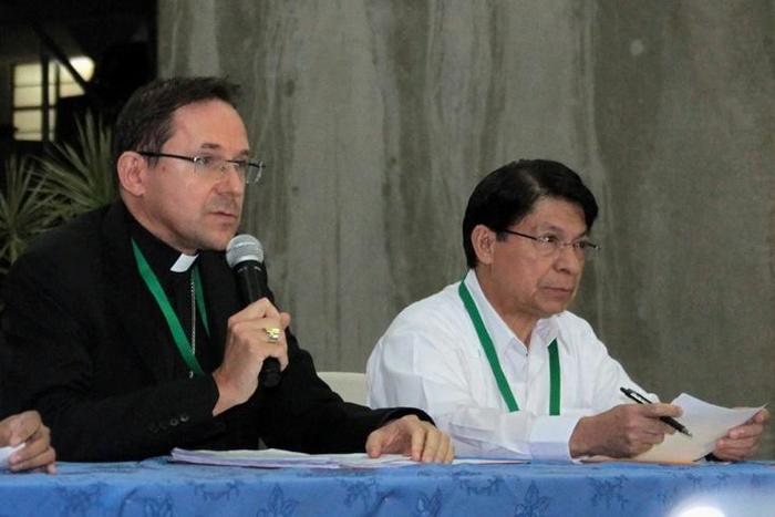 Vatican envoy Waldemar Stanislaw Sommertag (left) has acted as a mediator in the talks between Nicaragua's government and opposition