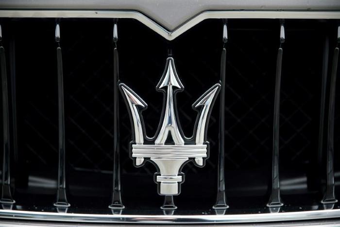 The disappearance of the vehicles after the summit became a major political headache for the government