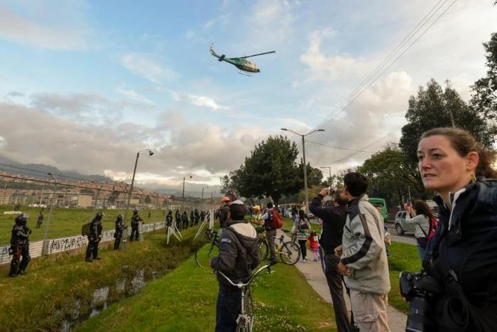 A Police helicopter departs carrying Colombian FARC political party member Jesus Santrich from Colombian prison 'La Picota' in Bogota, on May 17, 2019.Santrich -wanted by the United States for drug trafficking- was inmediately recaptured while being fr...