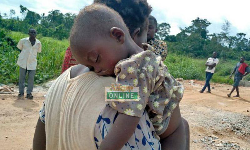 Couple arrested for selling their 3-day old baby
