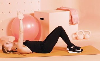 How To Do A Dumbbell Chest Press The Right Way
