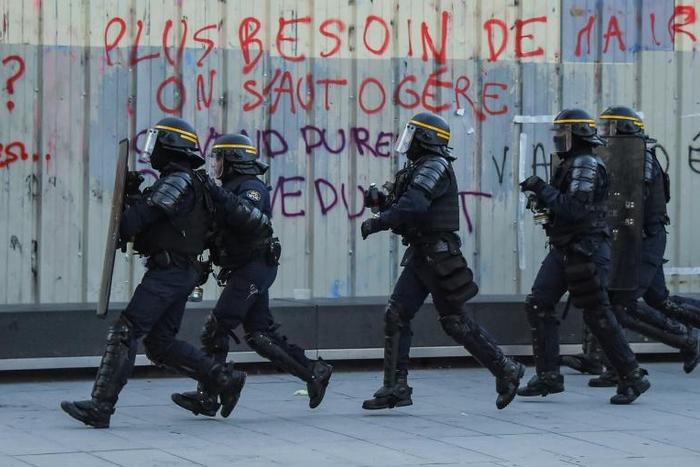 French riot police in Bordeaux, southwestern France, during the 14th consecutive week of nationwide 'yellow vest' protests