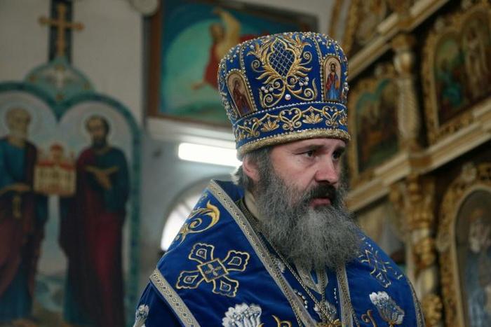 Archbishop Kliment, the head of the Ukrainian Orthodox Church in Moscow-annexed Crimea, accused the Russian authorities of seeking to tarnish his good name