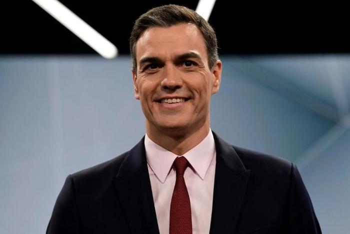 Socialist leader Pedro Sanchez says he would talk to a broad swathe of parties if Sunday's vote proves inconclusive -- as polls suggest the support of Ciudadanos could bring about a viable coalition