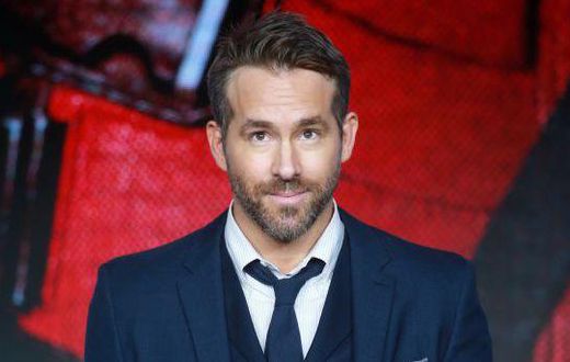This Is How Ryan Reynolds Puts On Cologne