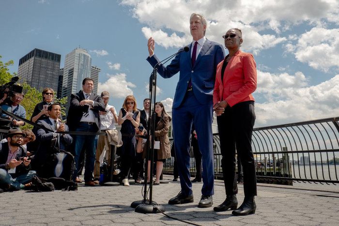 De Blasio got their $5,000 donations, their votes are another matter