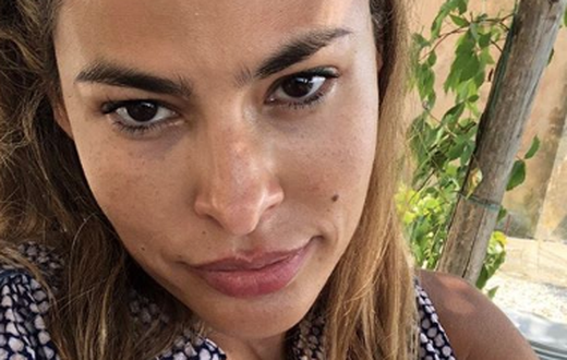 See Eva Mendes's No-Makeup-Look Instagram Selfie