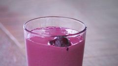 This Chocolate Smoothie Helps You Lose Weight