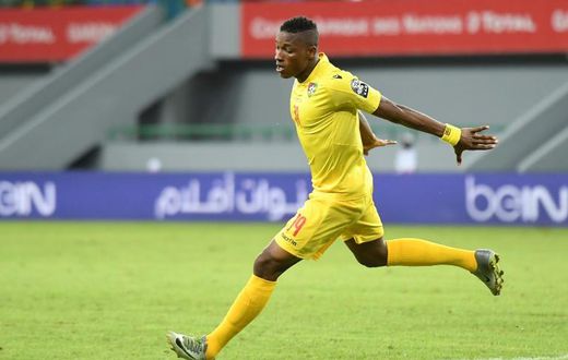 Togolese Kodjo Fo-Doh Laba scored twice for Renaissance Berkane in a 4-2 CAF Confederation Cup Group A triumph at fellow Moroccan club Raja Casablanca.