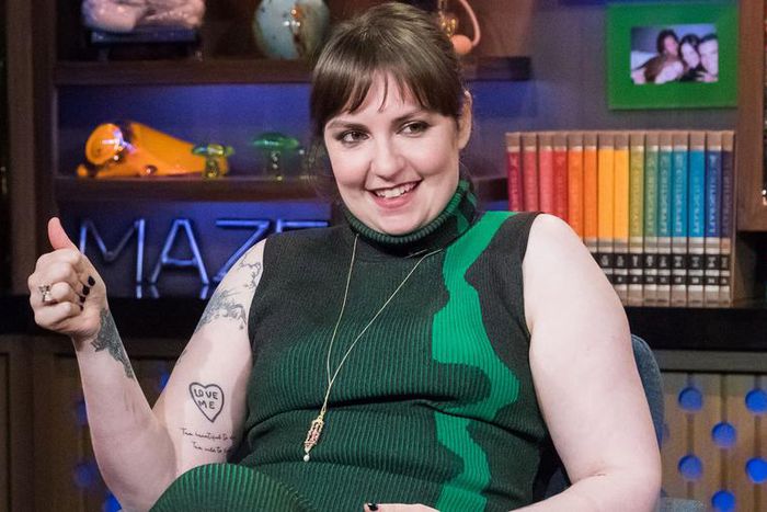 Lena Dunham Just Got a Huge Neck Tattoo