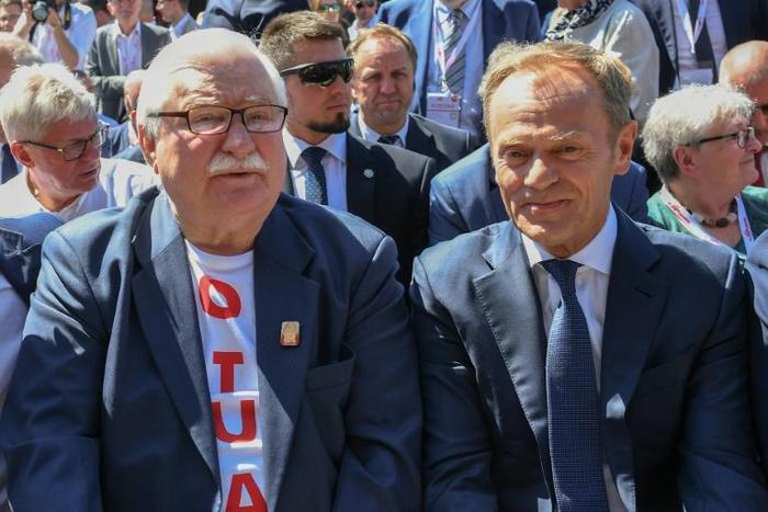 Former Polish President and Nobel Peace Laureate Lech Walesa (L) and European Council President Donald Tusk attended the celebrations