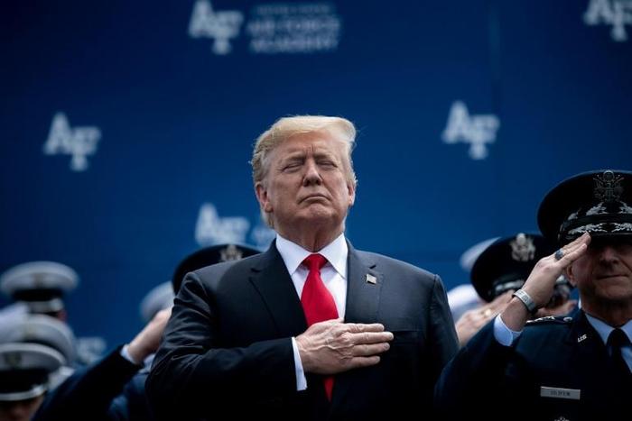 US President Donald Trump says Britain should go for a no-deal Brexit and refuse to pay the "divorce bill"