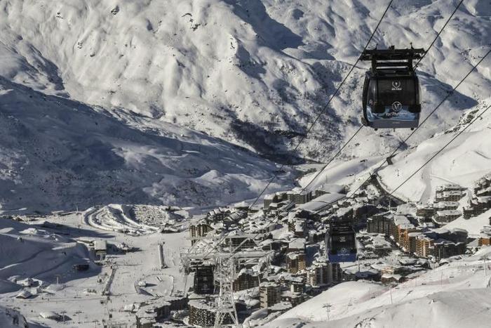 There are 18 recorded cases of measles at the popular Val-Thorens ski resort, mostly among "young adults working at the station" for the season