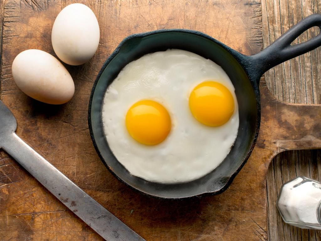 Sunny eggs