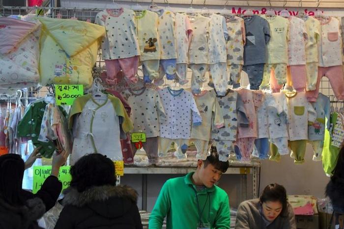 South Korea's fertility rate -- the number of children a woman is expected to have in her lifetime -- fell to 0.98 in 2018, far short of the 2.1 needed to maintain stability