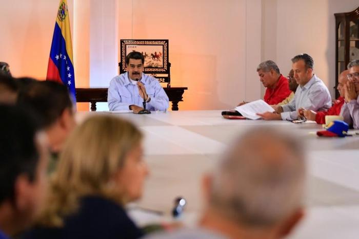 President Nicolas Maduro has promised to show "good faith" ahead of talks between his representatives and those of his rival Juan Guaido