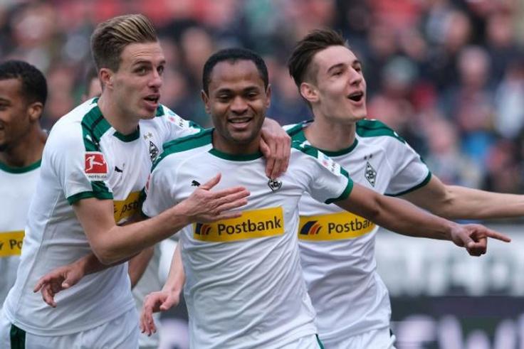 Raffael's goal secured a much-needed win for Borussia Moenchengladbach over Hanover on Saturday