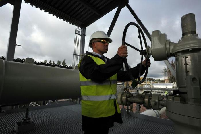 A compromise deal allows Germany to stay at the wheel of Nord Stream