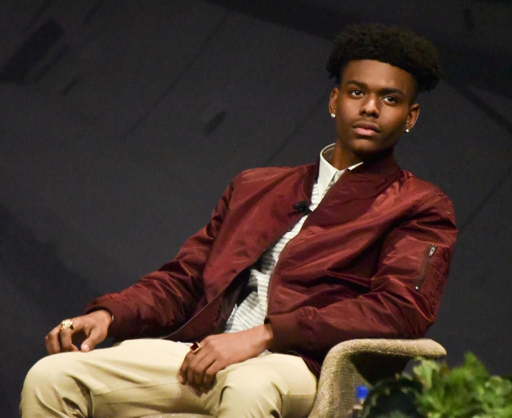 Freeform Summit - Inside