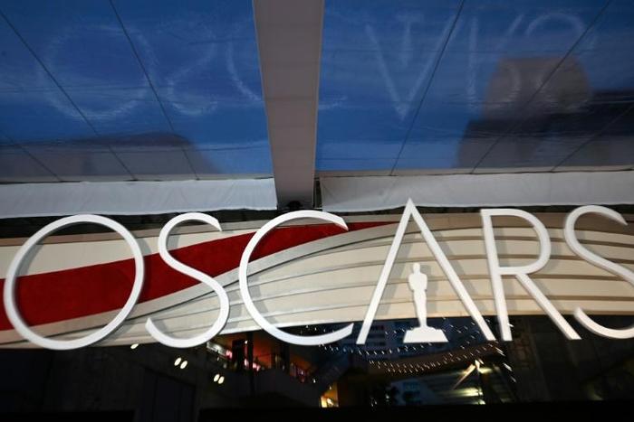 The 91st Academy Awards will go on without a host for the first time in three decades
