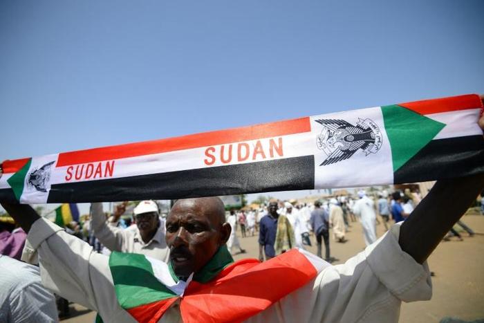 Talks between Sudan's army rulers and protesters are set to resume on Sunday