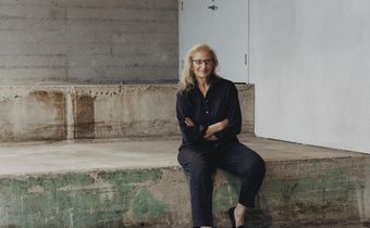 Annie Leibovitz Revisits Her Early Years