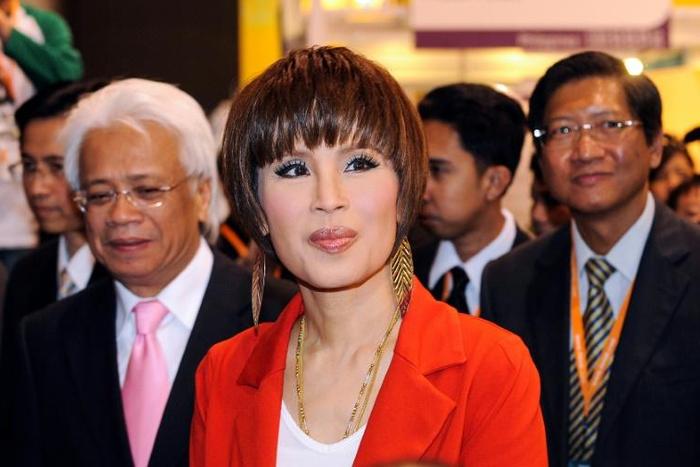 The announcement effectively invalidates Princess Ubolratana's unprecedented bid for prime minister in March elections