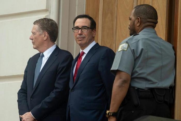 US Trade Representative Robert Lighthizer (L) and Treasury Secretary Steven Mnuchin met with China's Vice Premier Liu He to try to resolve a year-long trade dispute