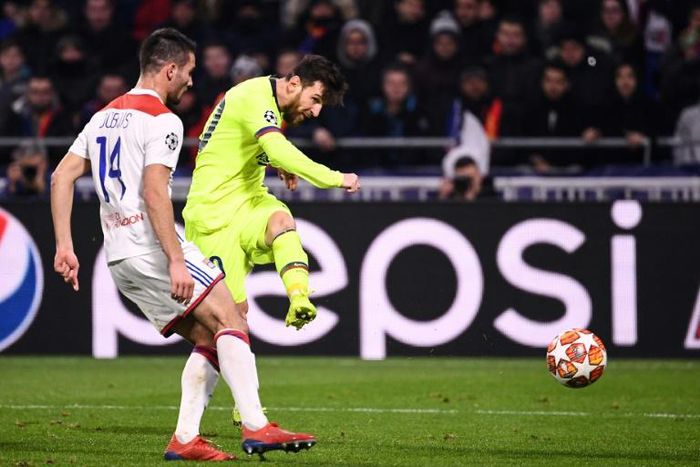 Lionel Messi and Barcelona were frustrated in a 0-0 draw in Lyon in the first leg of their Champions League last-16 tie
