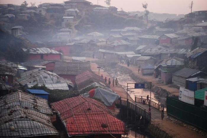 Around 740,000 Rohingya people have been forced to flee Myanmar to refugees camps like this one in Bangladesh