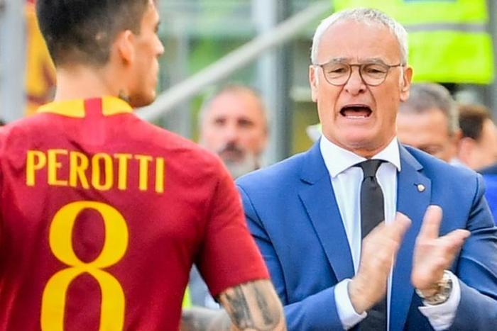 Claudio Ranieri (R) said he would be "super happy" if Antonio Conte succeeded him as Roma coach