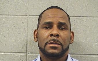 2 Women Living With R. Kelly Denounce Their Parents and Deny Being Brainwashed