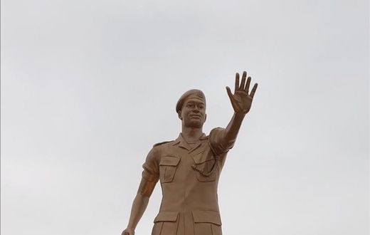Statue of Major Mahama2