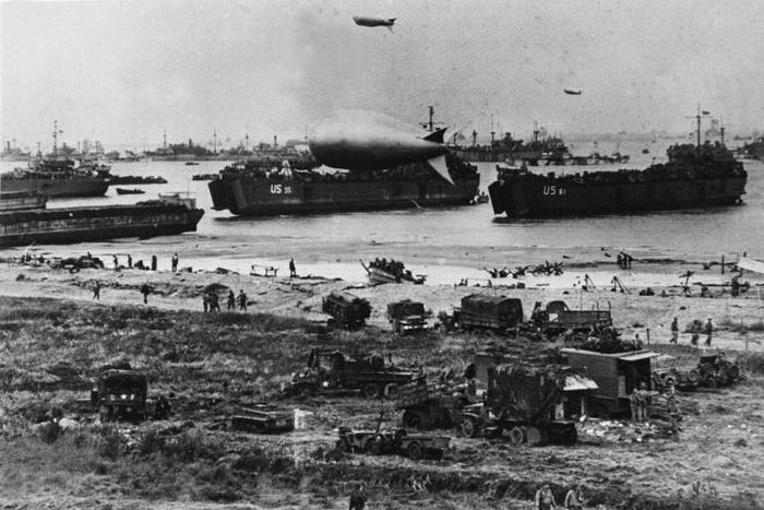 A specialist in transatlantic relations says "there isn't that same sense of shared destiny which is what you need to land people on a beach together"