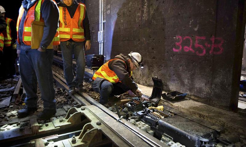 L Train Riders Are Bracing for Painful Repairs