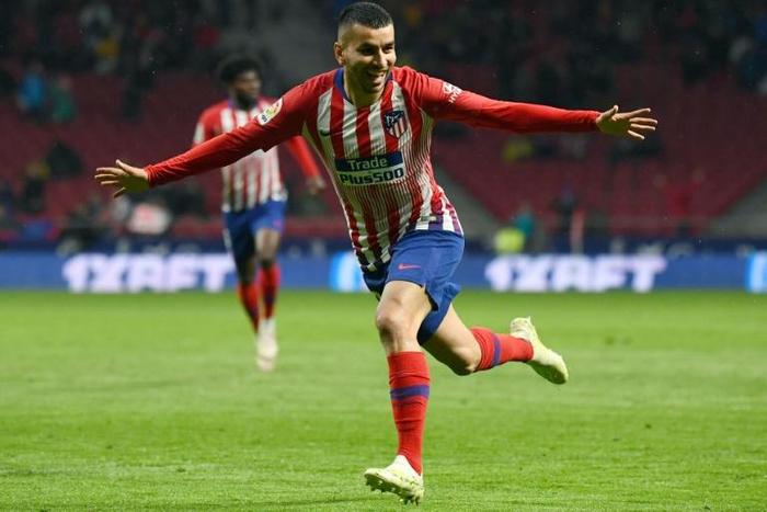 Atletico Madrid's Angel Correa celebrates scoring the winner in a 3-2 victory over Valencia on Wednesday.