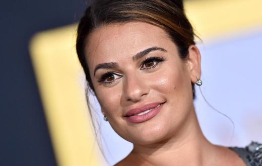 Lea Michele Posts No-Makeup Instagram Selfie