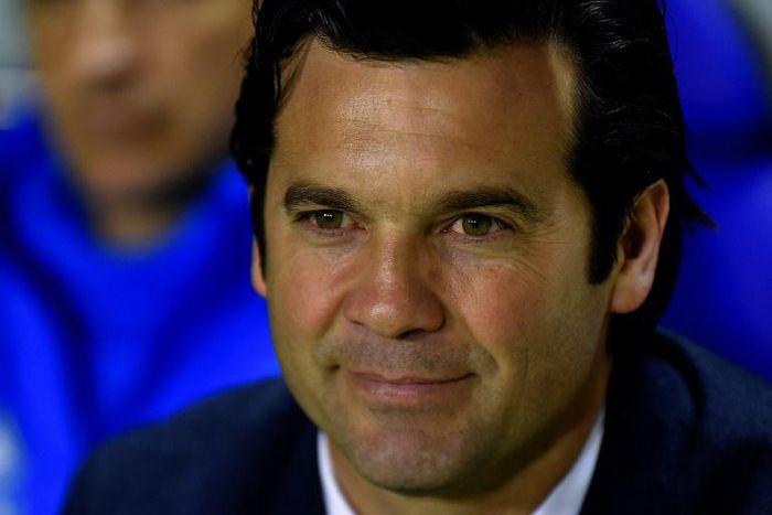 Solari dodges seven questions on Bale