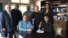Tiwa Savage signs new deal with Universal Music
