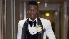 stonebwoy looked dapper on his wedding day