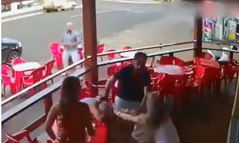 Strong woman goes berserk, gives husband and side chick remarkable beatings (Video)