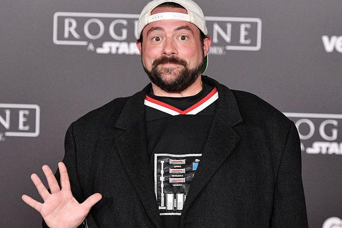 Kevin Smith Shares Photo from Jay & Silent Bob Set