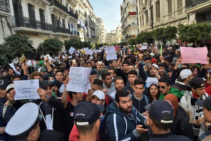 Algerian students are calling on President Abdelaziz Bouteflika not to stand for a fifth term
